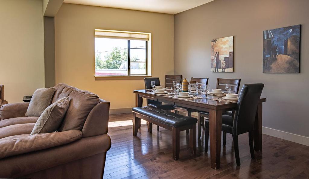 Selkirk Snug By Revelstoke Vacations Apartment Ngoại thất bức ảnh